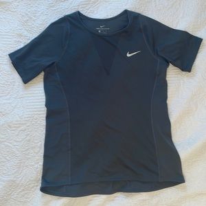 Nike workout top